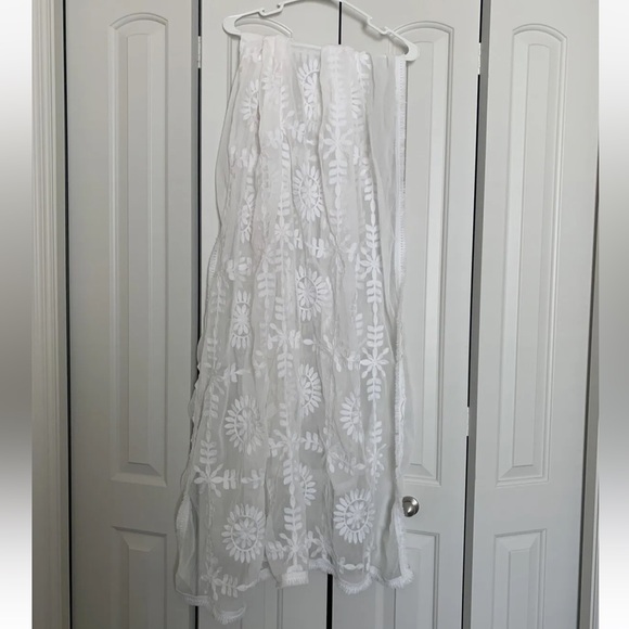 Embroidery Chiffon Duppatta - Picture 3 of 3